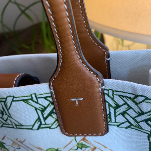 Authentic TORY BURCH Leather/Cotton printed magnetic snap long Tote - Picture 5 of 12